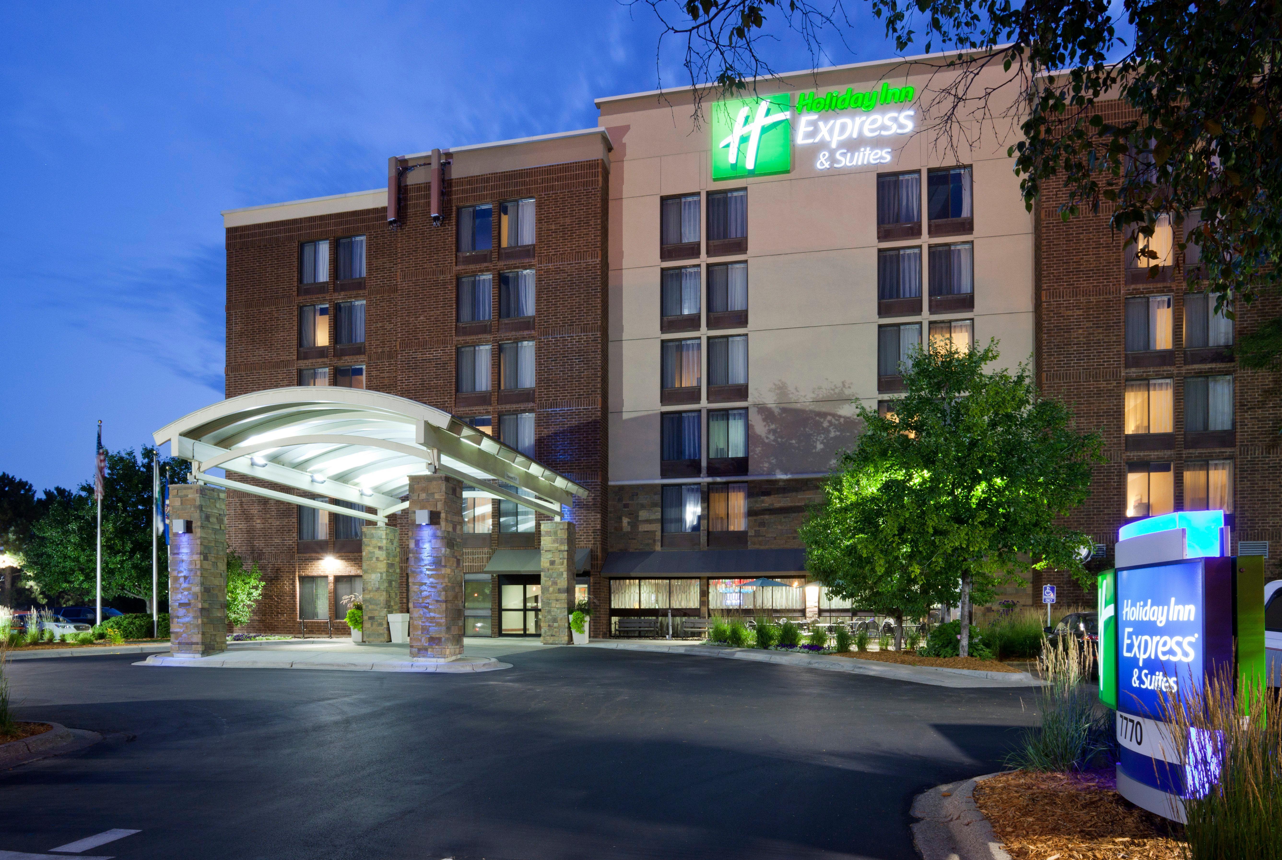 Holiday Inn Express & Suites Bloomington West By Ihg Екстериор снимка