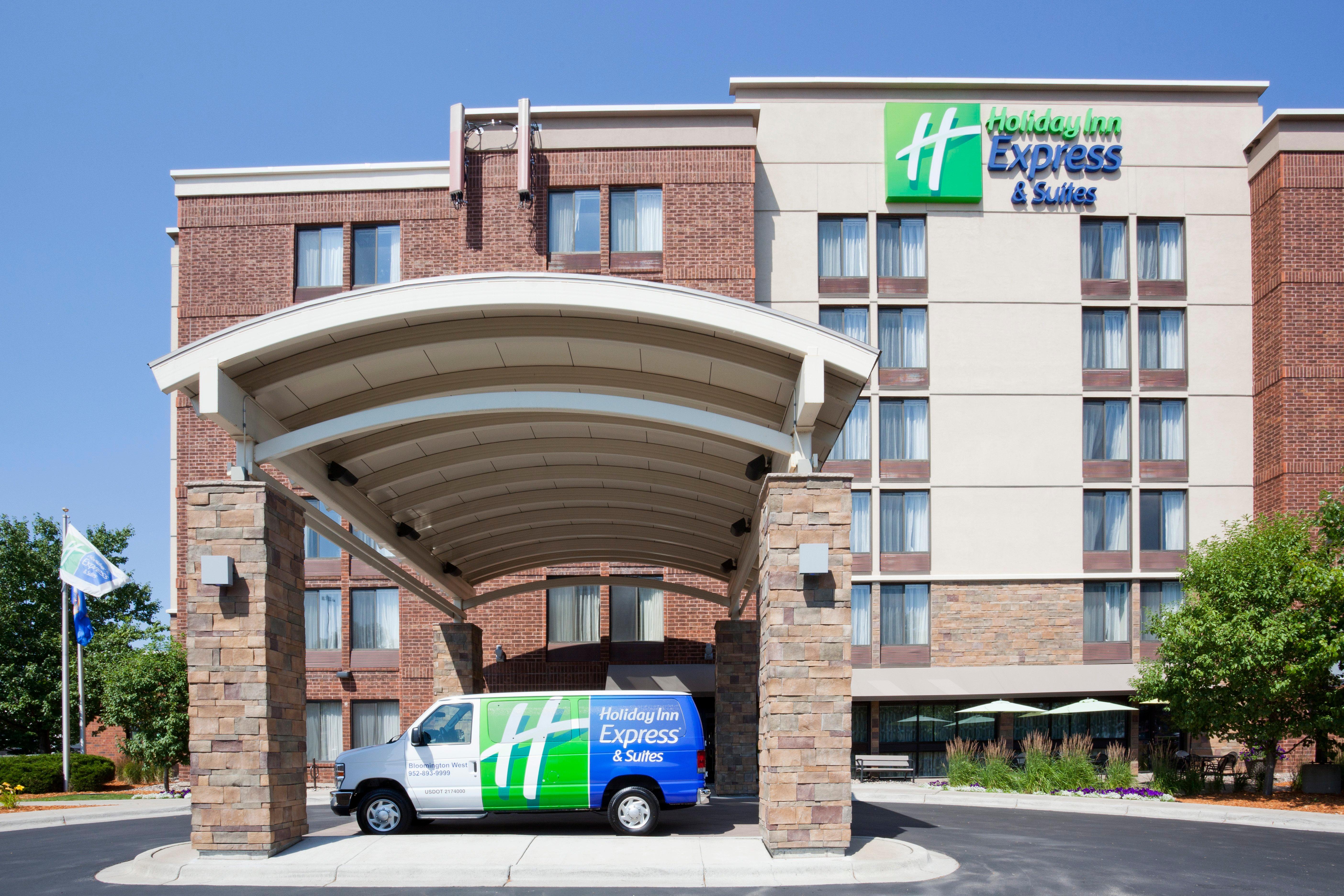 Holiday Inn Express & Suites Bloomington West By Ihg Екстериор снимка
